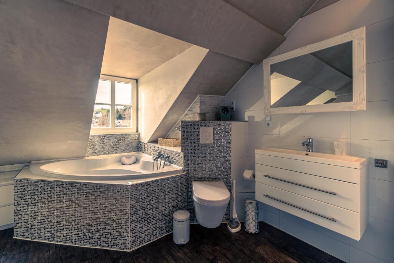 Oriental Cozy Loft - Orientalisches Gemuetliches Loft Apartment Weibern Ngoại thất bức ảnh